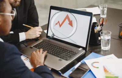 Why Do SEO Rankings Suddenly Fluctuate After Google Updates?